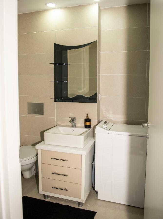Raphael Apartment North Bucharest Cosmopolis Stefanestii de Jos Exteriér fotografie